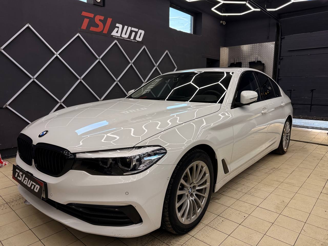 Полная шумоизоляция БМВ 5 в Воронеже