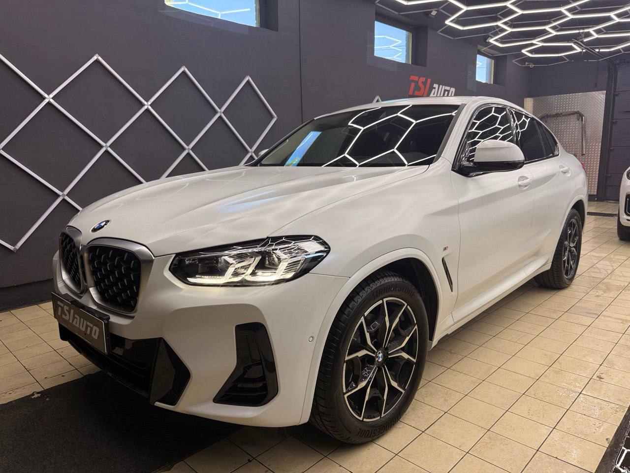 BMW X4 примеры работ детейлинг студии — TSIauto фото