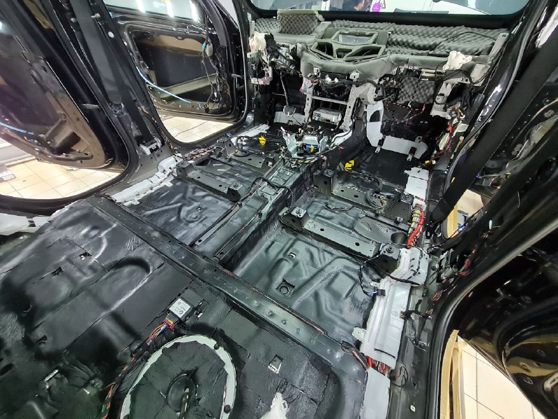 Пол 2 слой шумоизоляция BMW X5
