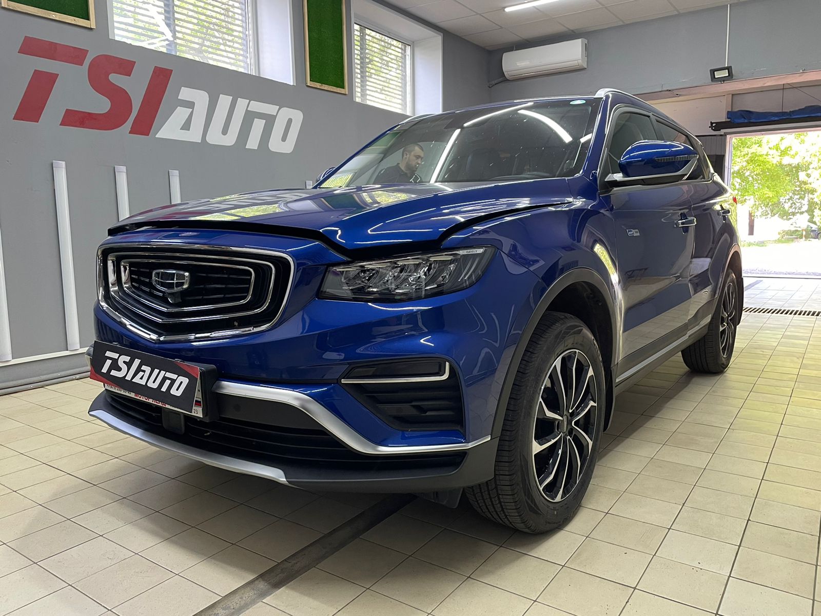 Полная шумоизоляция Geely Atlas Pro в Воронеже за 1 день всего салона