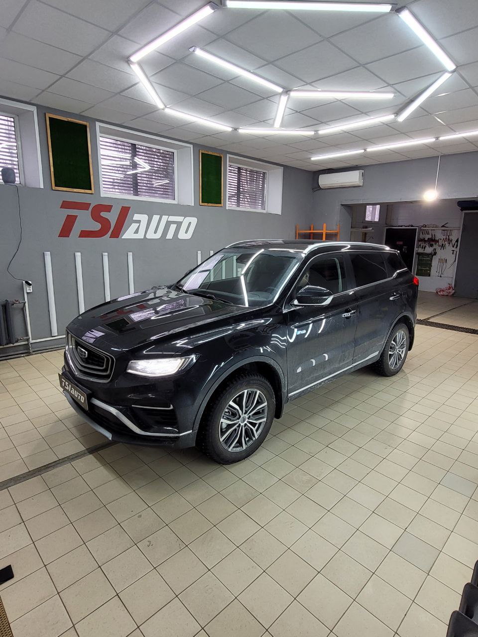 Шумоизоляция Geely Atlas Pro в Воронеже