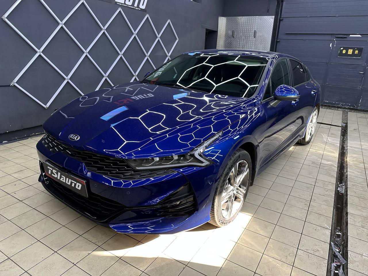 Подсветка салона KIA K5 с управлением фото и цена установки