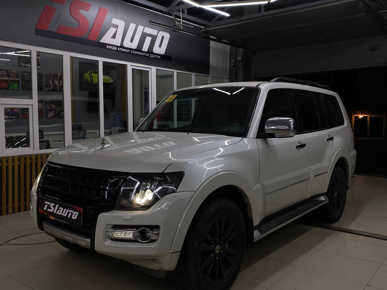 Шумоизоляция арок Mitsubishi Pajero в Воронеже