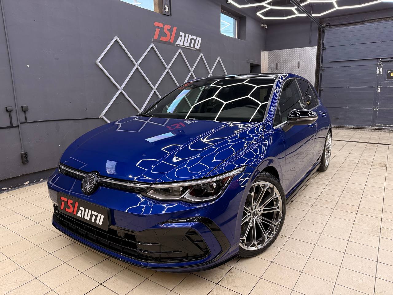 Оклейка пленкой Volkswagen Golf 7 в Воронеже
