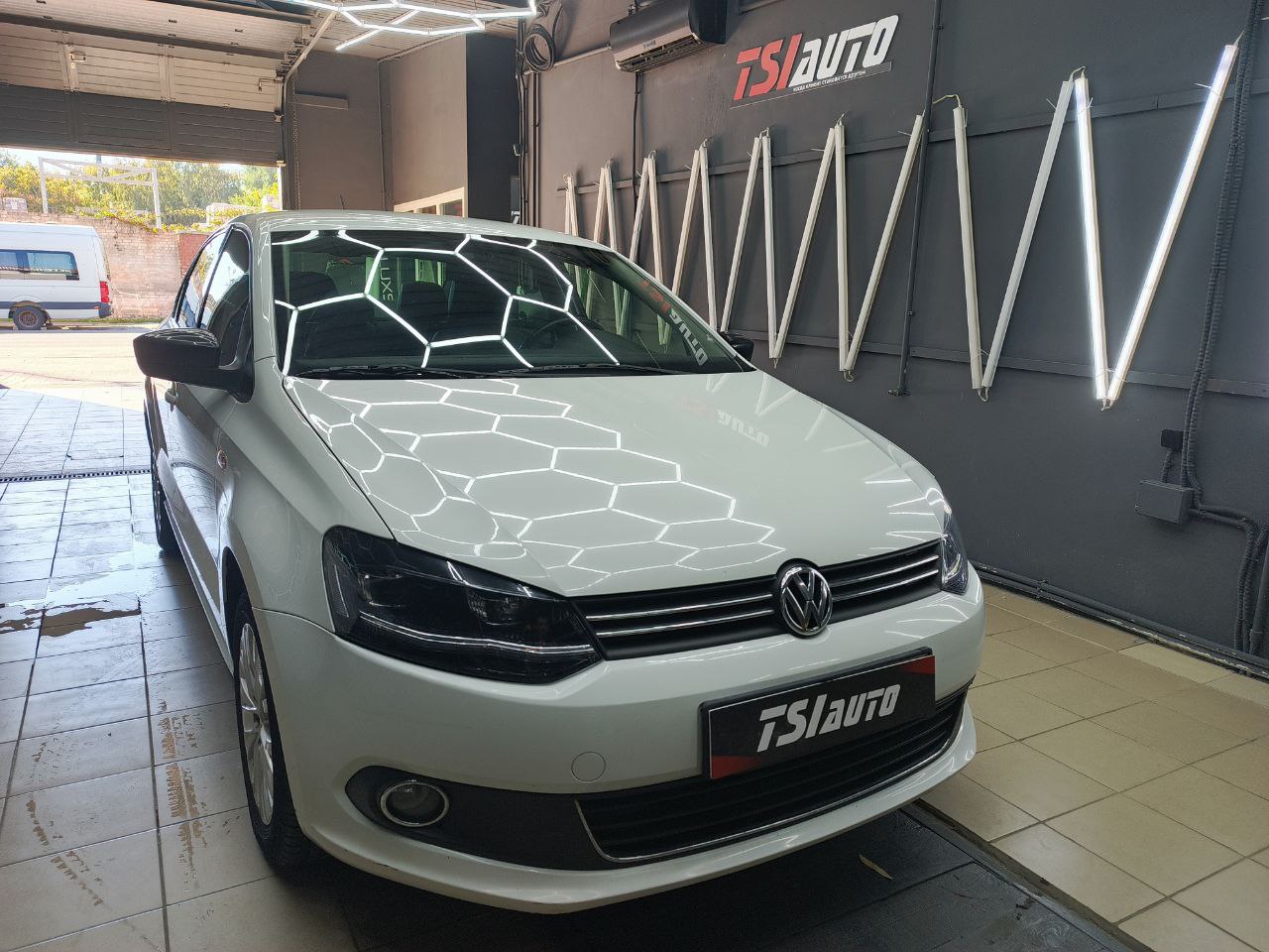 Шумоизоляция Volkswagen Polo 5 в Воронеже