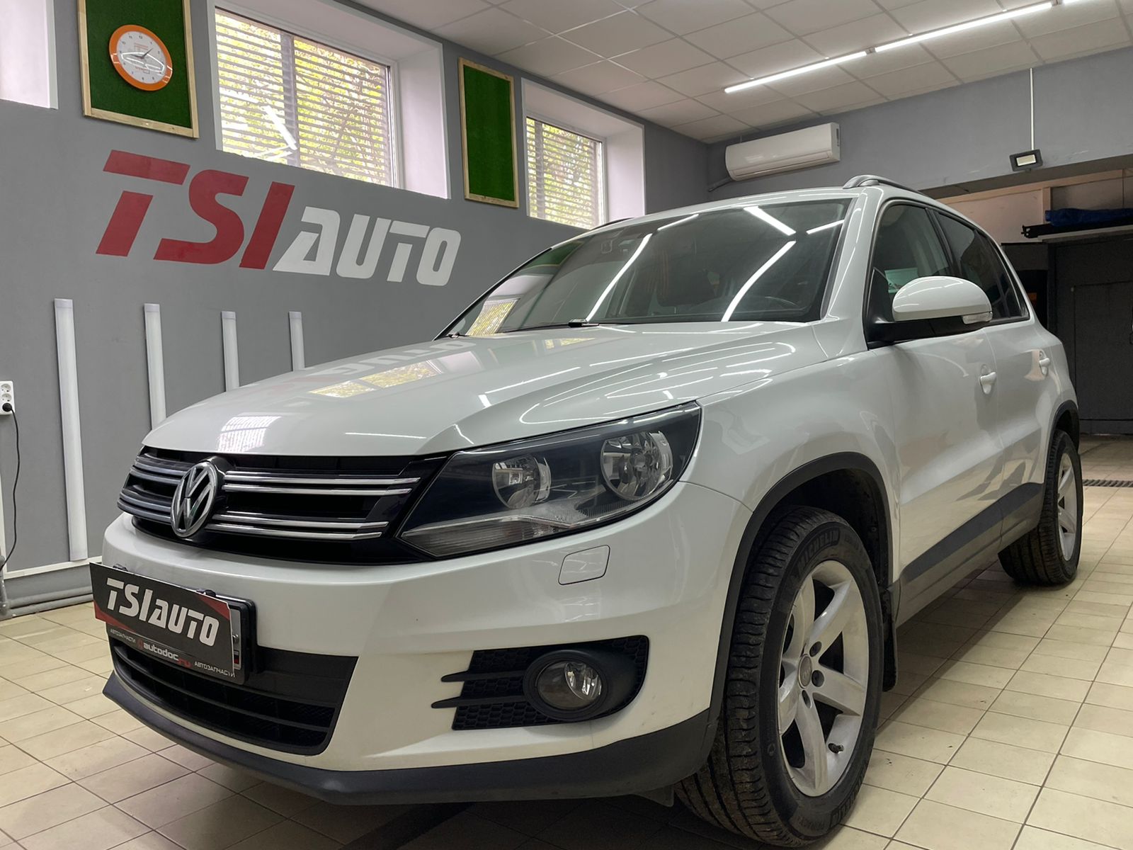 Полная шумоизоляция Volkswagen Tiguan 1 поколения в Воронеже за 1 день  всего салона