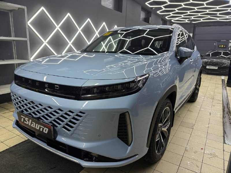 Оклейка пленкой Exeed LX в Воронеже