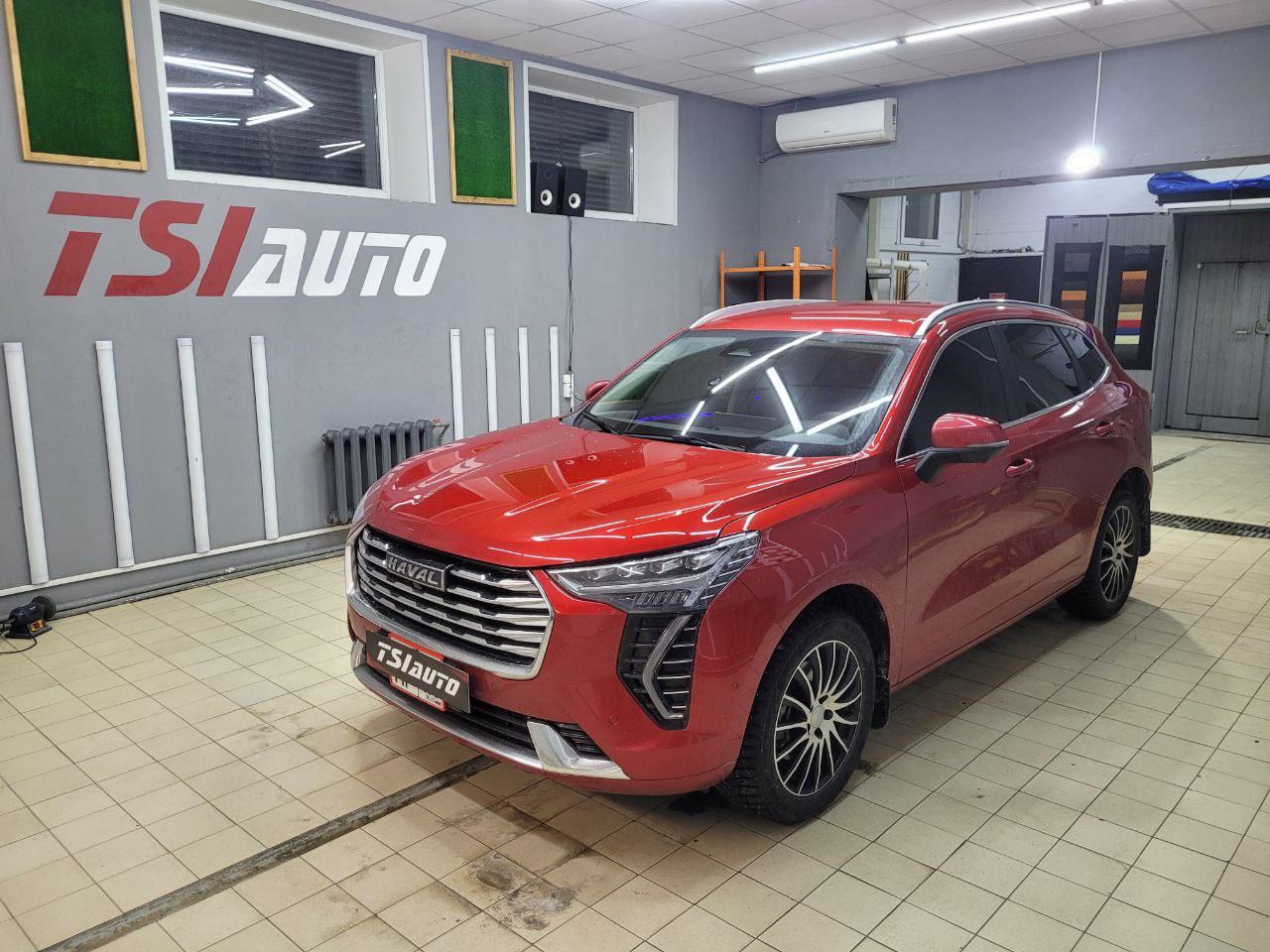 Haval Jolion установка подсветки салона в Воронеже