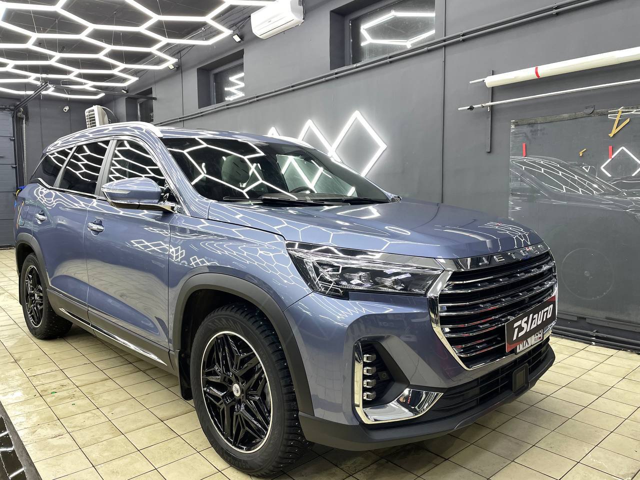 Шумоизоляция Jetour X90 Plus в Воронеже