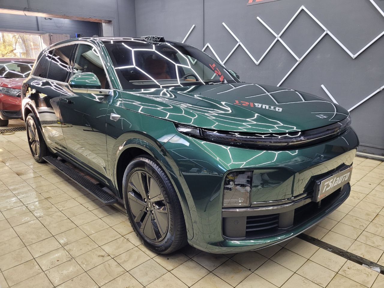 Оклейка пленкой LiXiang L7 в Воронеже