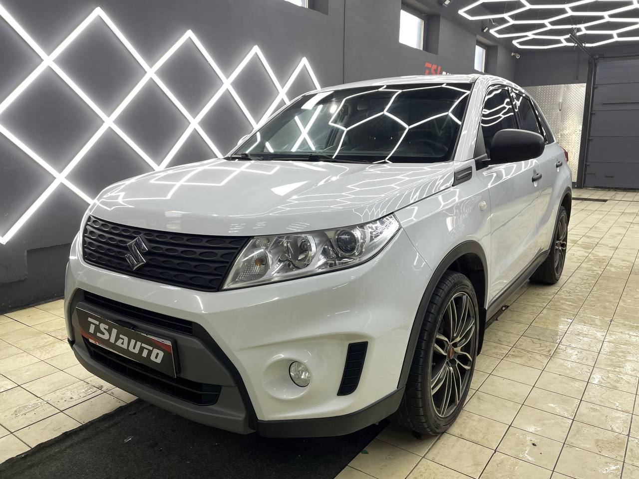 Установка чехлов Suzuki Vitara в Воронеже фото и цены