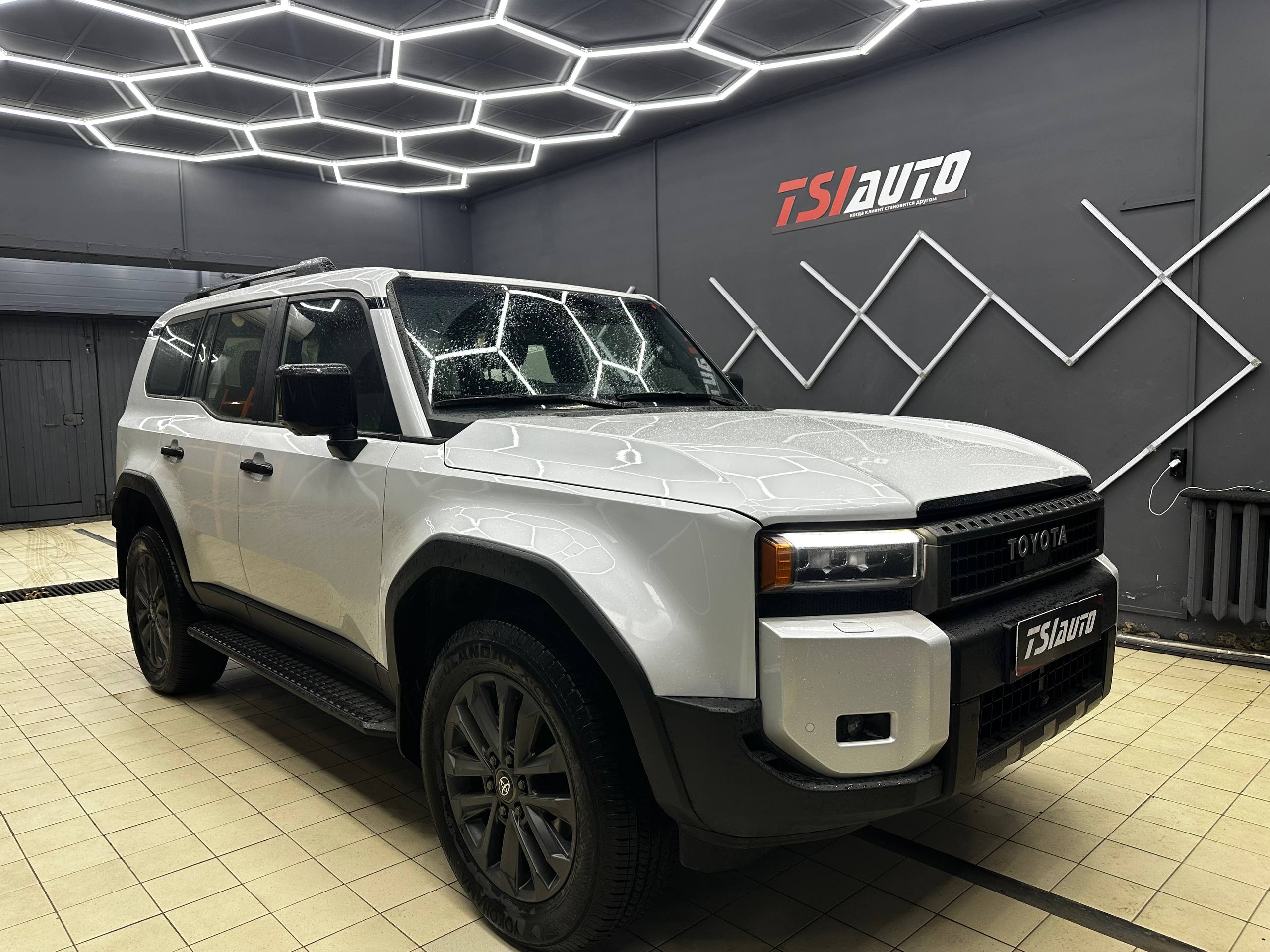 Шумоизоляция Toyota Land Cruiser Prado 250 в Воронеже