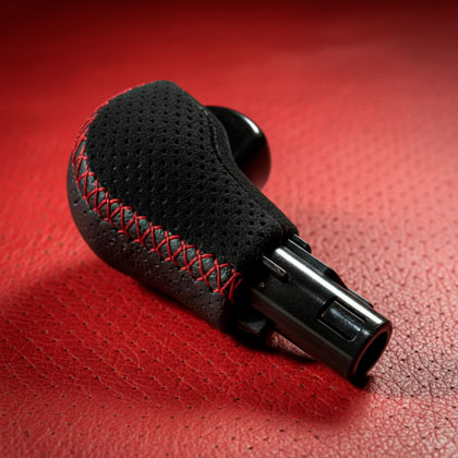 Перетяжка ручки КПП кожей